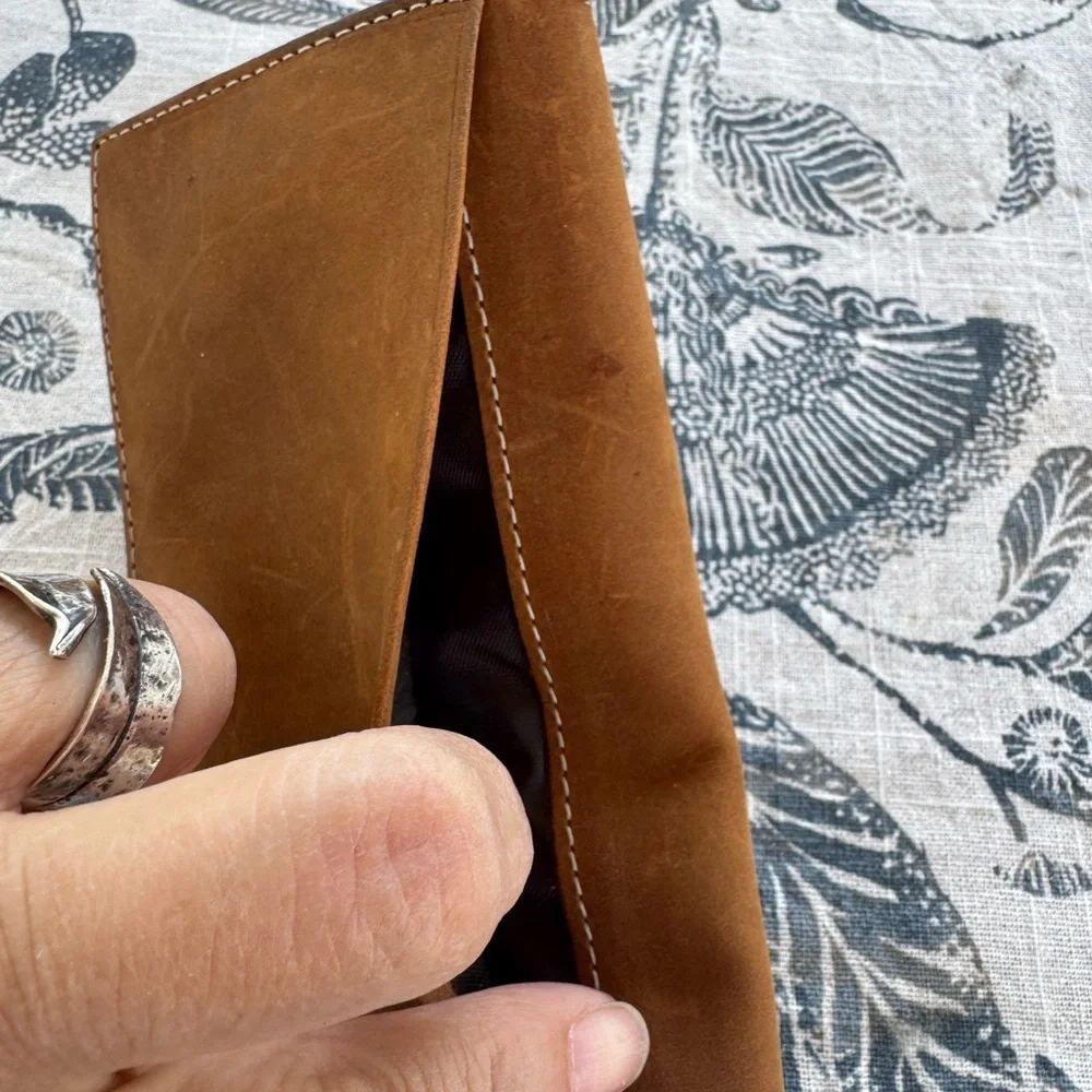 Trifold wallet